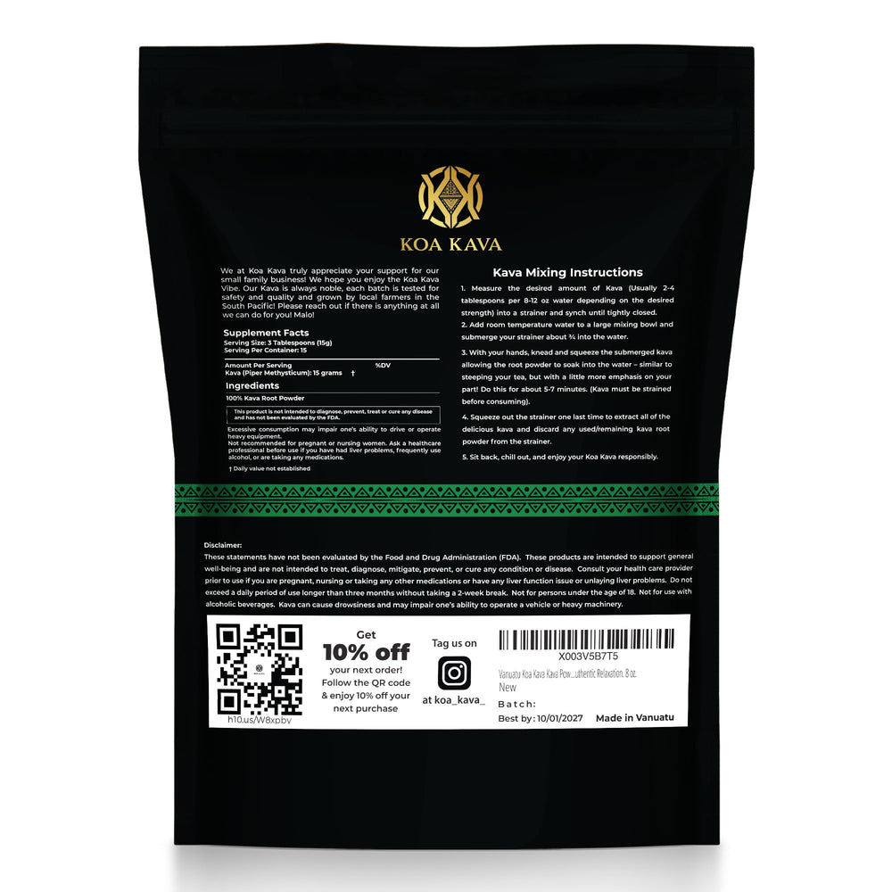 Infusión de Koa Kava con agua de coco para sabor más suave y disfrute