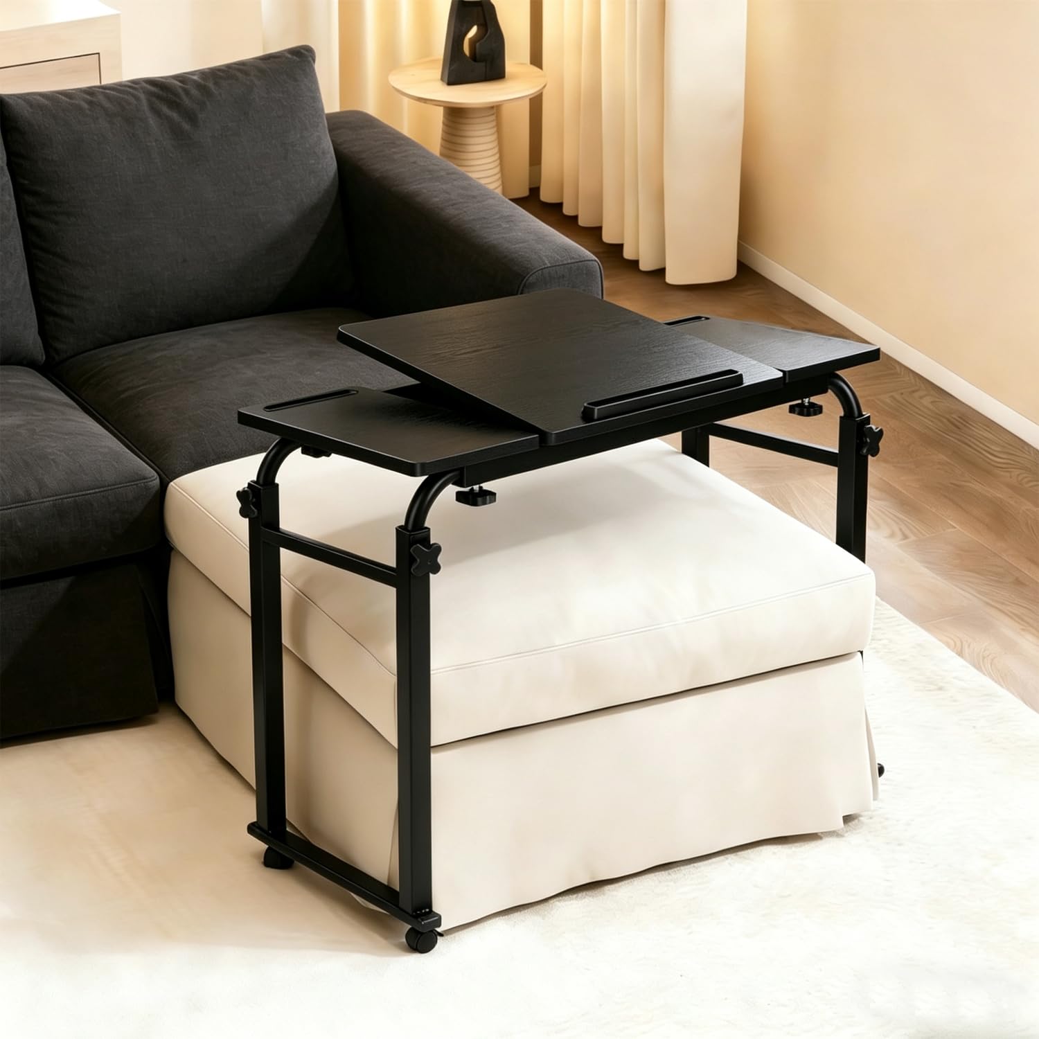 KOMOREBI mesa inclinada en uso para lectura, ajuste ergonómico