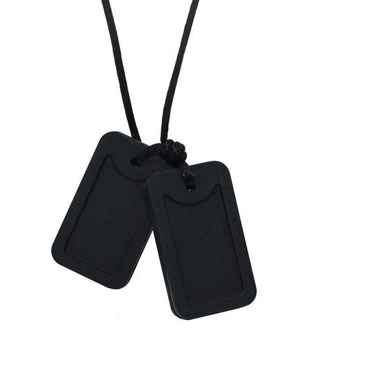 KongNai collar dog tag negro vista frontal, diseño cómodo y seguro