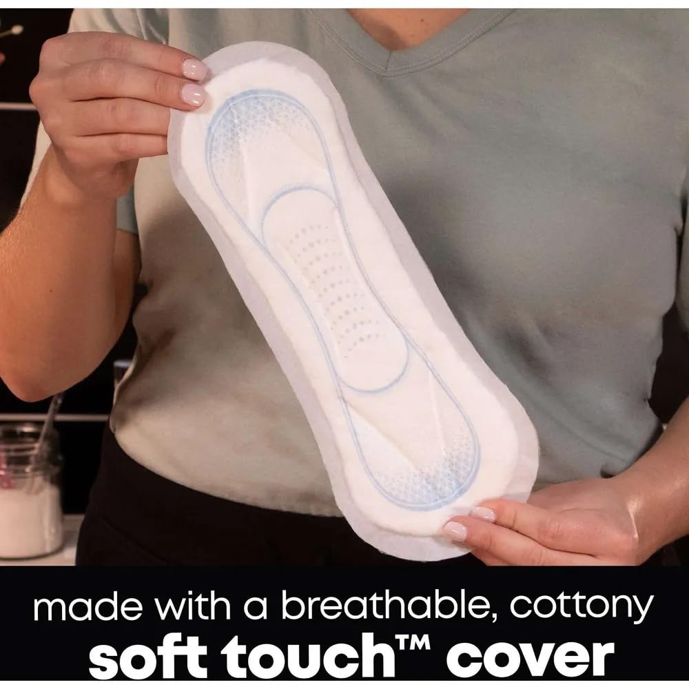 Kotex comparación de tamaño junto a un objeto común para visualizar perfil ultrafino