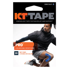 KT Tape Pro en escenario deportivo lifestyle mostrando beneficio de resistencia al sudor