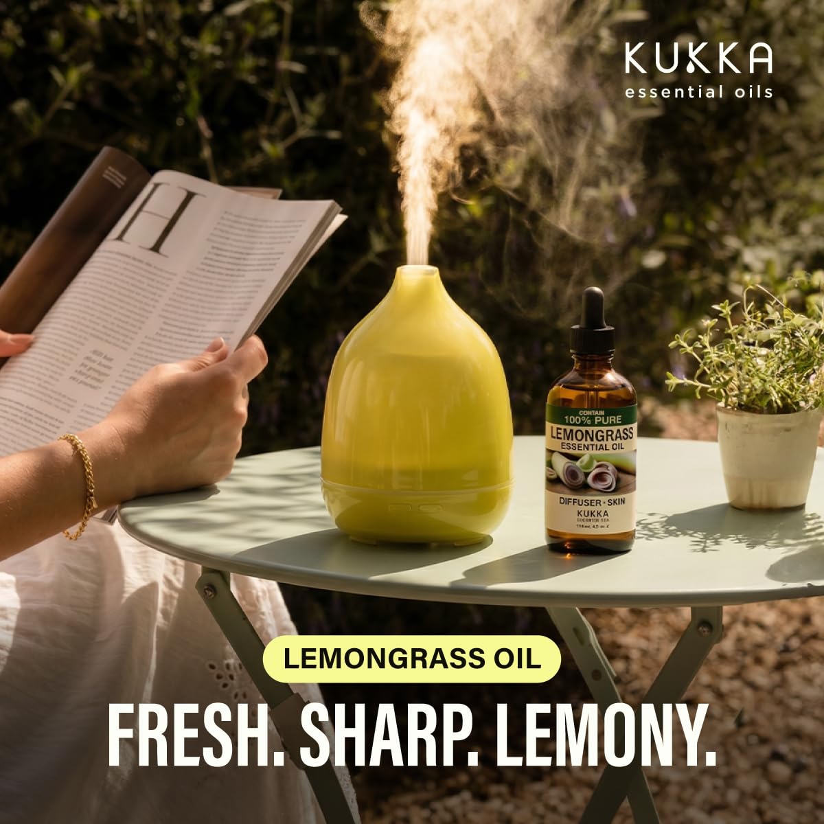 KUKKA aceite añadido a base de jabón mostrando aroma duradero