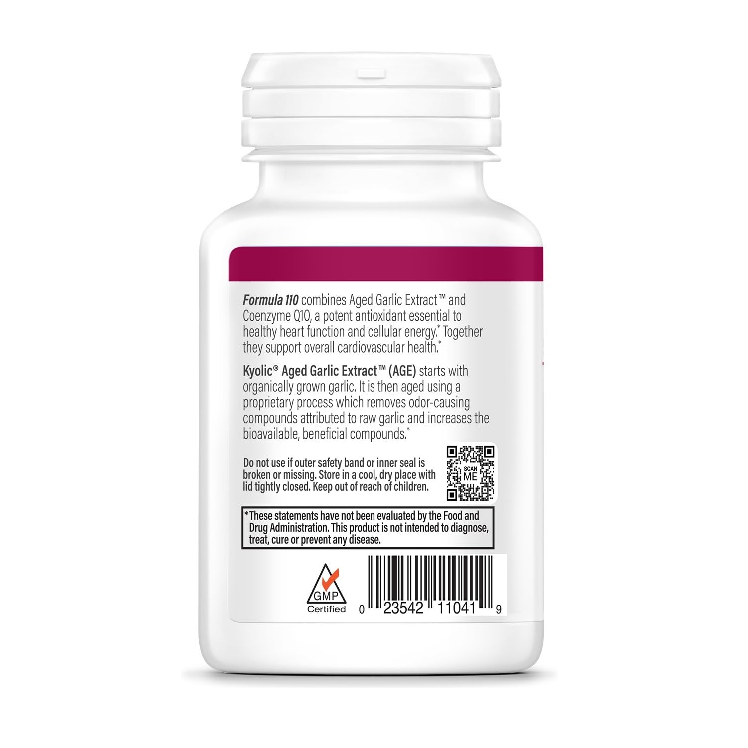Persona tomando cápsula Kyolic en la mañana para apoyo diario cardiovascular