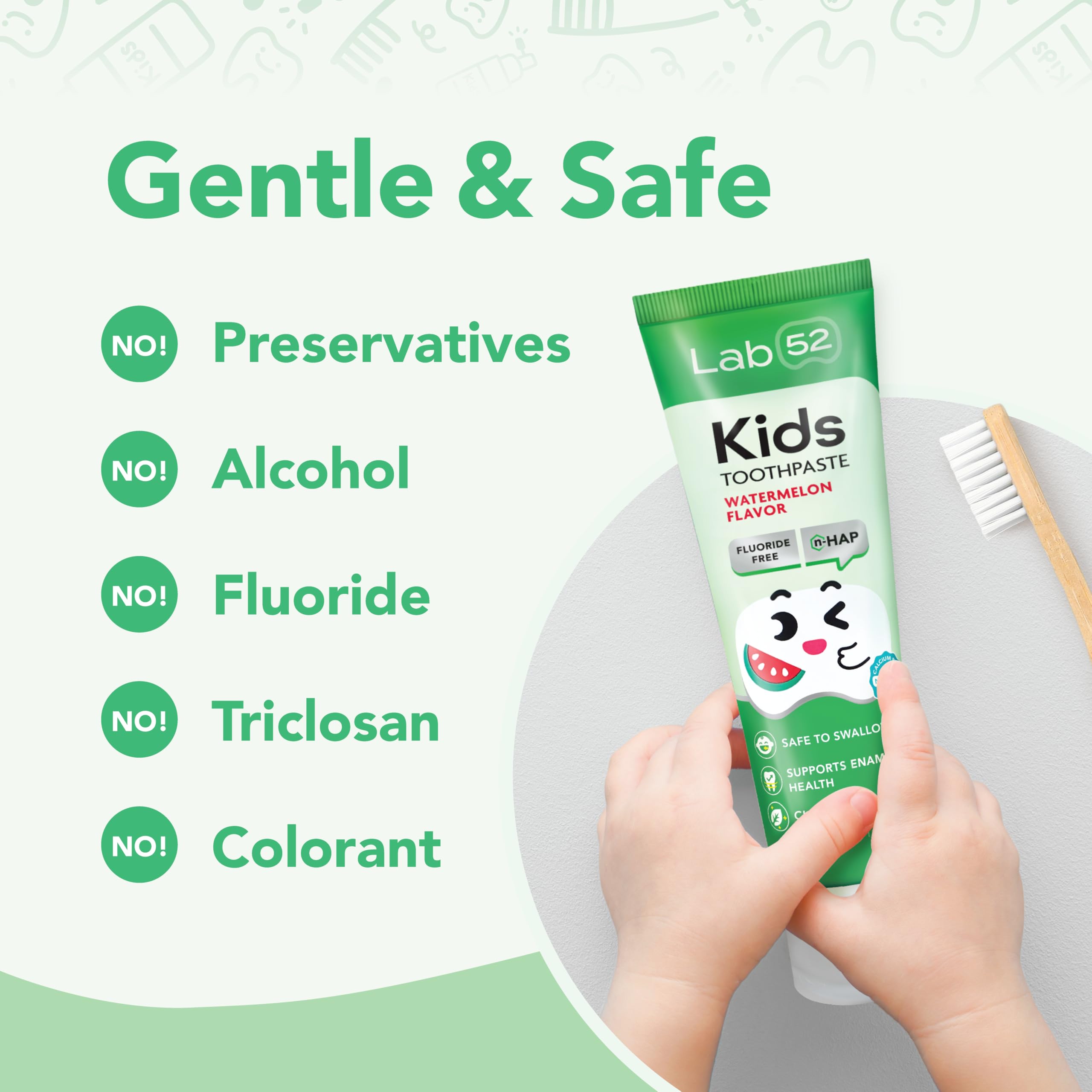 LAB 52 niño cepillándose con sonrisa y rutina más agradable