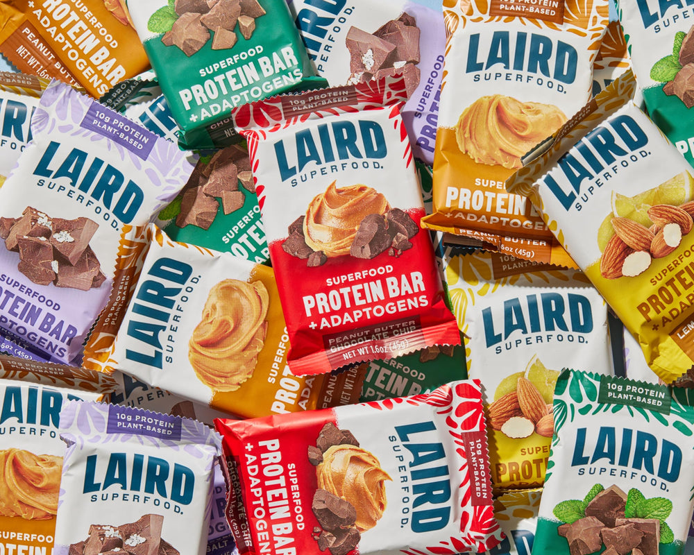 Laird Superfood primer plano de textura que resalta ingredientes naturales