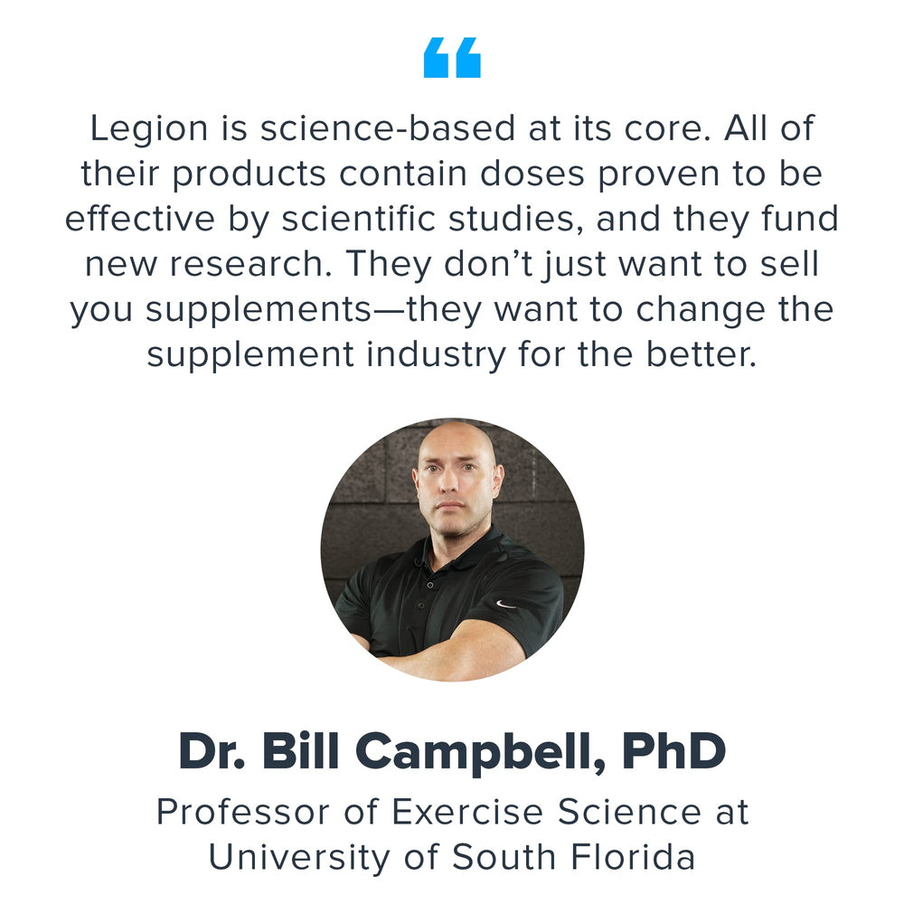 LEGION Phoenix producto junto a equipo de entrenamiento como complemento