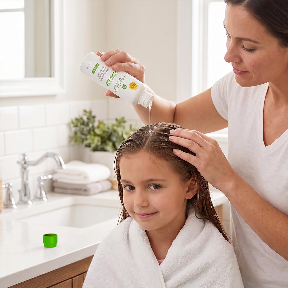 Lice Clinics of America aplicador en uso para aplicación precisa y sin derrames