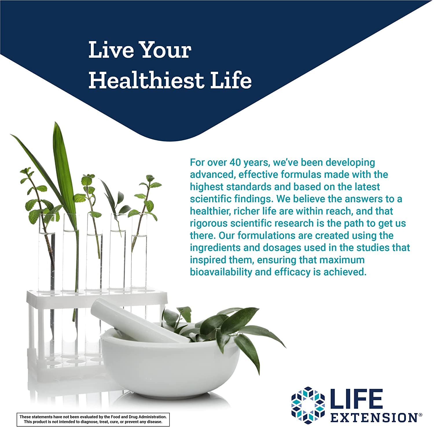 Life Extension cápsula en mano para mostrar tamaño y fácil ingesta