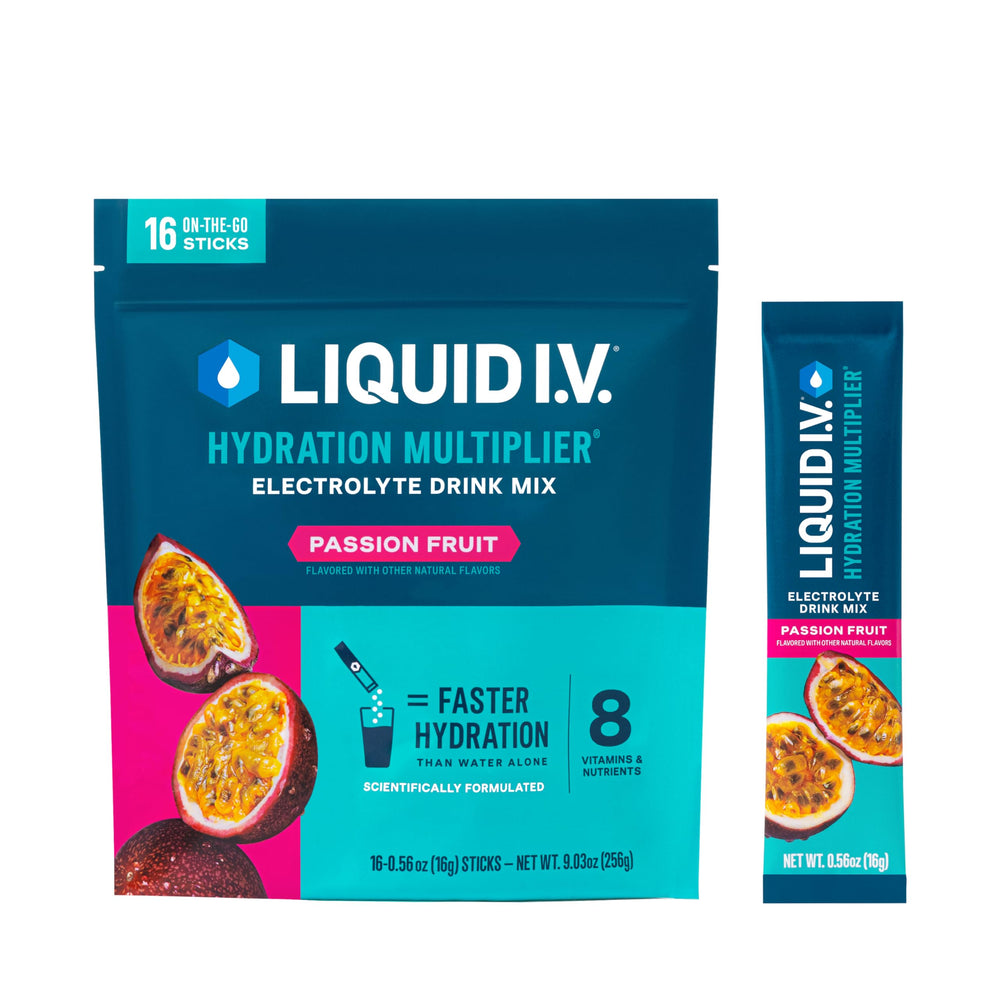 Liquid I.V. empaque frontal Passion Fruit mostrando 16 sobres y beneficio de hidratación rápida