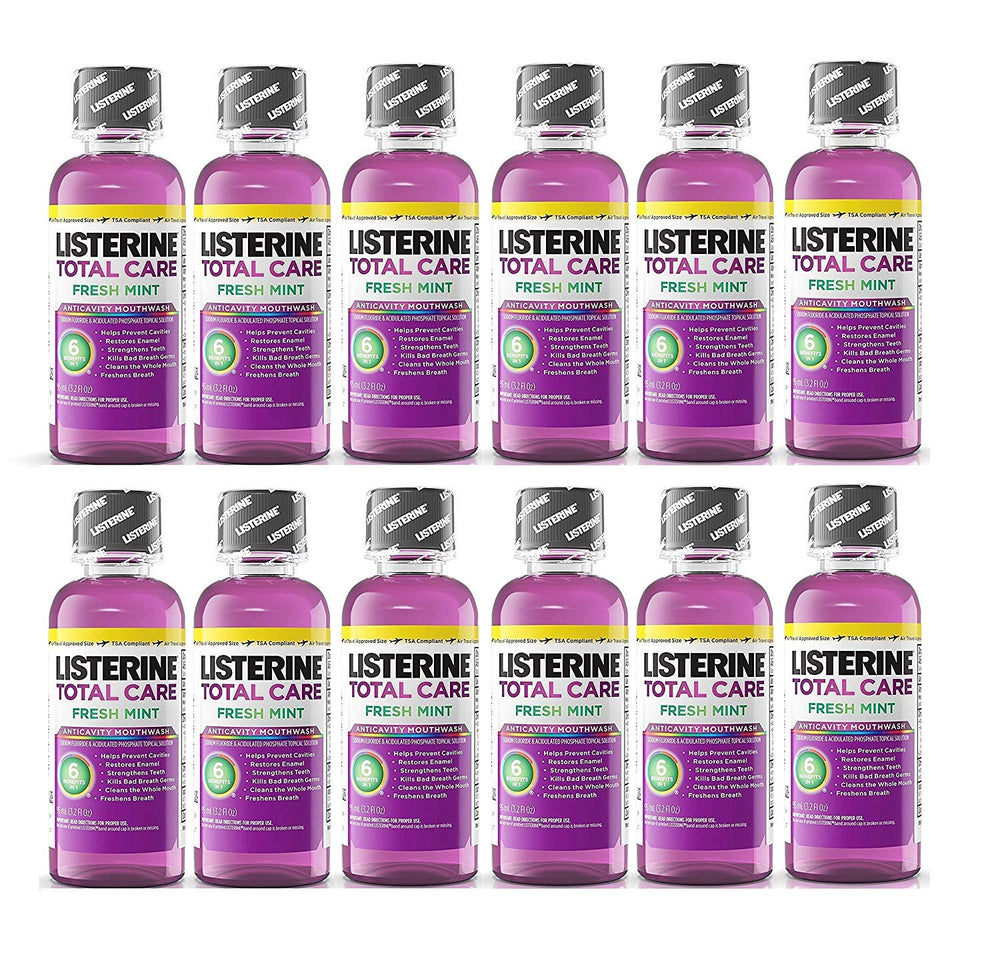 Listerine botella frente pack de viaje mostrando tamaño portátil y frescor