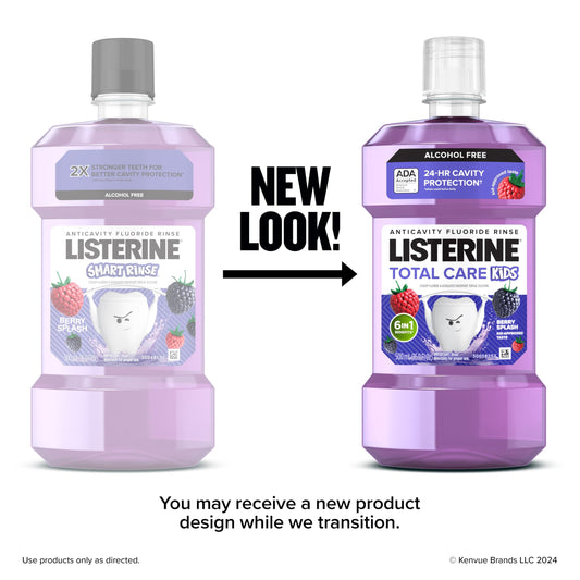 Detalle del líquido Berry Splash de Listerine mostrando su color y textura protectora