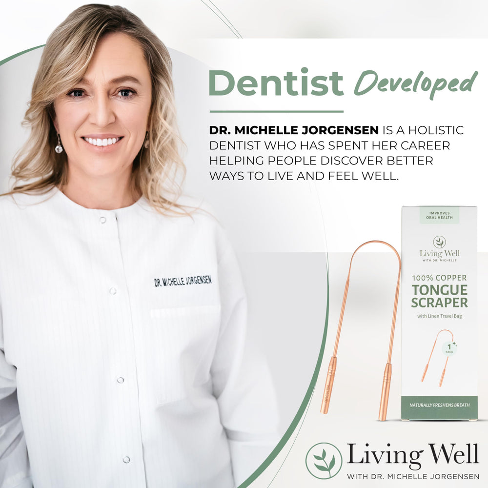 Living Well with Dr. Michelle familia usando rascador para rutina oral diaria