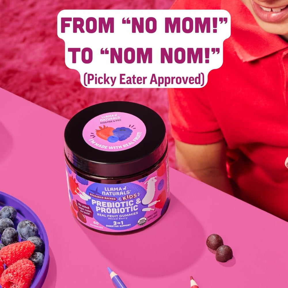 Llama Naturals niño sonriendo tomando gomita, aceptación infantil