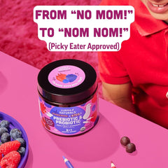 Llama Naturals niño sonriendo tomando gomita, aceptación infantil