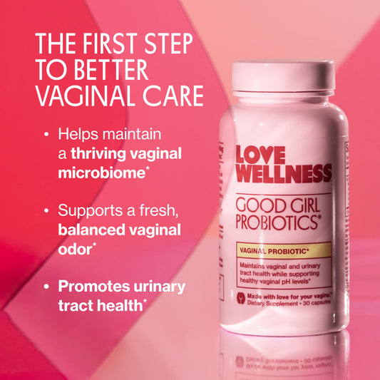 Love Wellness primer plano de la cápsula para mostrar tamaño y textura fácil de tragar