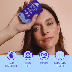 Comparación de tamaño Love Wellness junto a una moneda para escala práctica