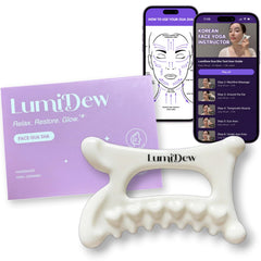 LumiDew vista frontal del gua sha con empaque elegante y beneficios higiénicos