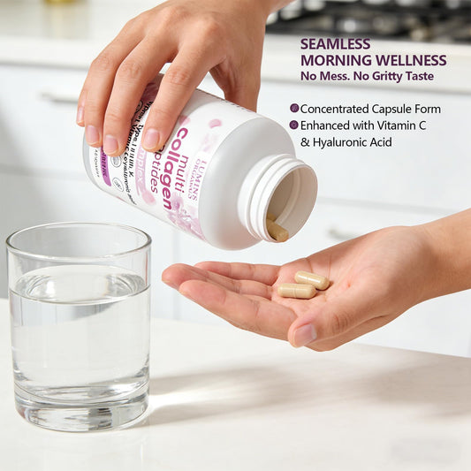 Lumine Organics cápsulas apiladas resaltando la fácil ingestión y absorción