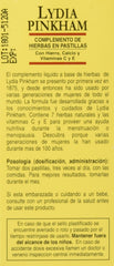 Tabletas Lydia Pinkham en la mano para comparar escala y transportar cómodamente el suplemento