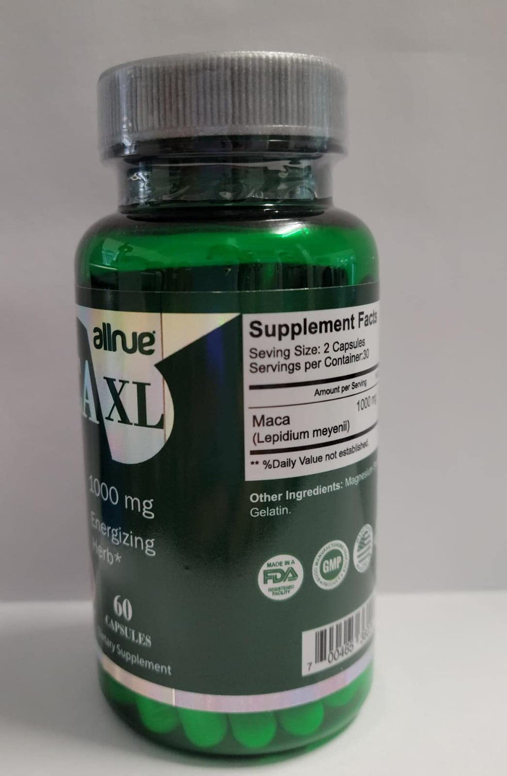 MACA cápsulas desplegadas sobre superficie destacando cantidad y formato