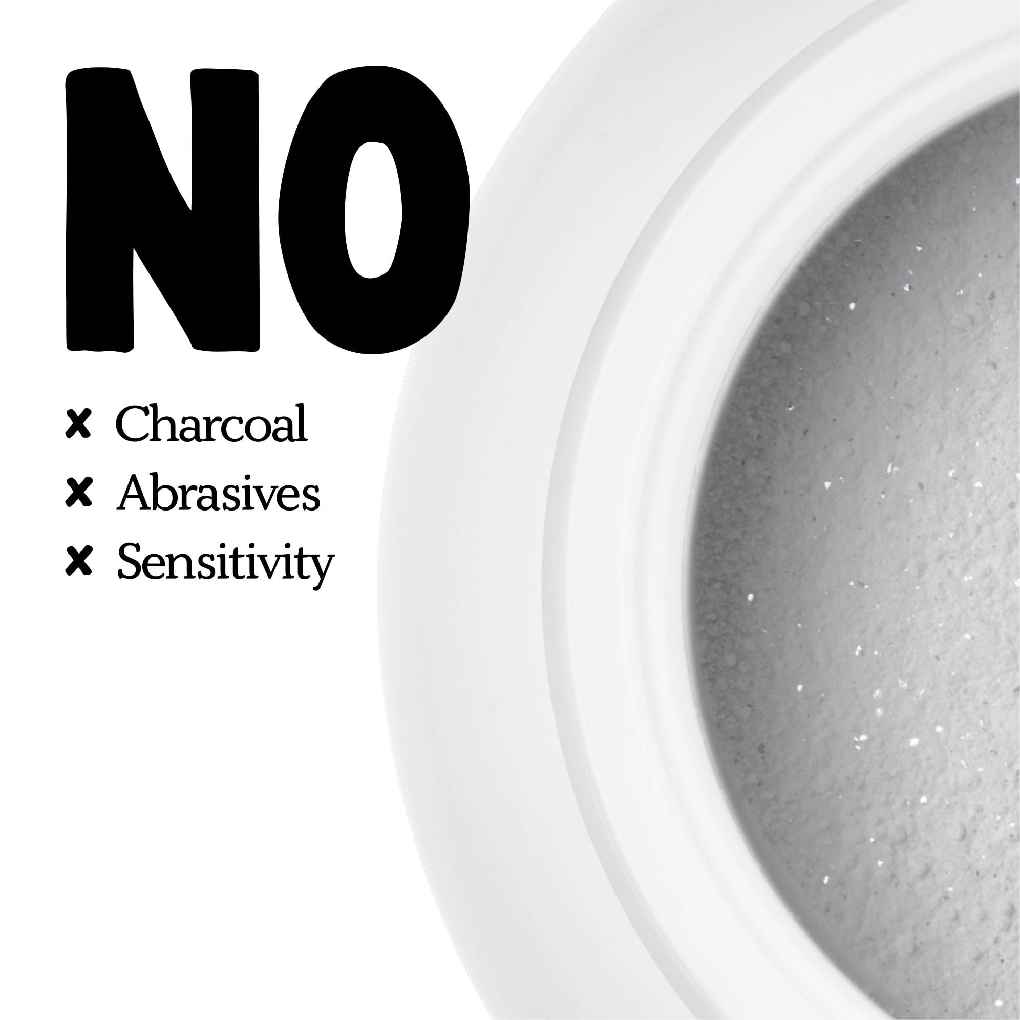 Made by Dentists frasco en baño moderno sugiriendo uso diario y conveniencia