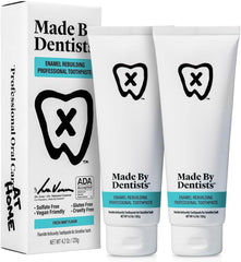 Made by Dentists frente del empaque mostrando doble tubo y beneficios