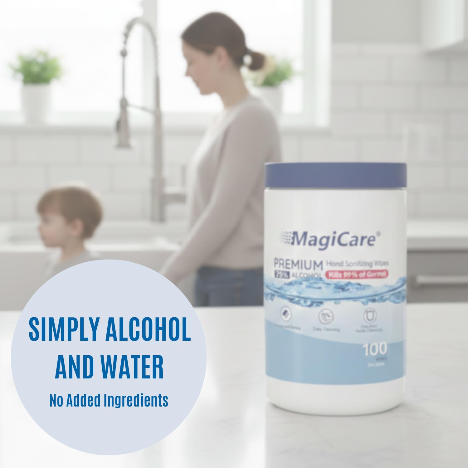 MAGICARE toallita en mano limpiando manos con rapidez y confort