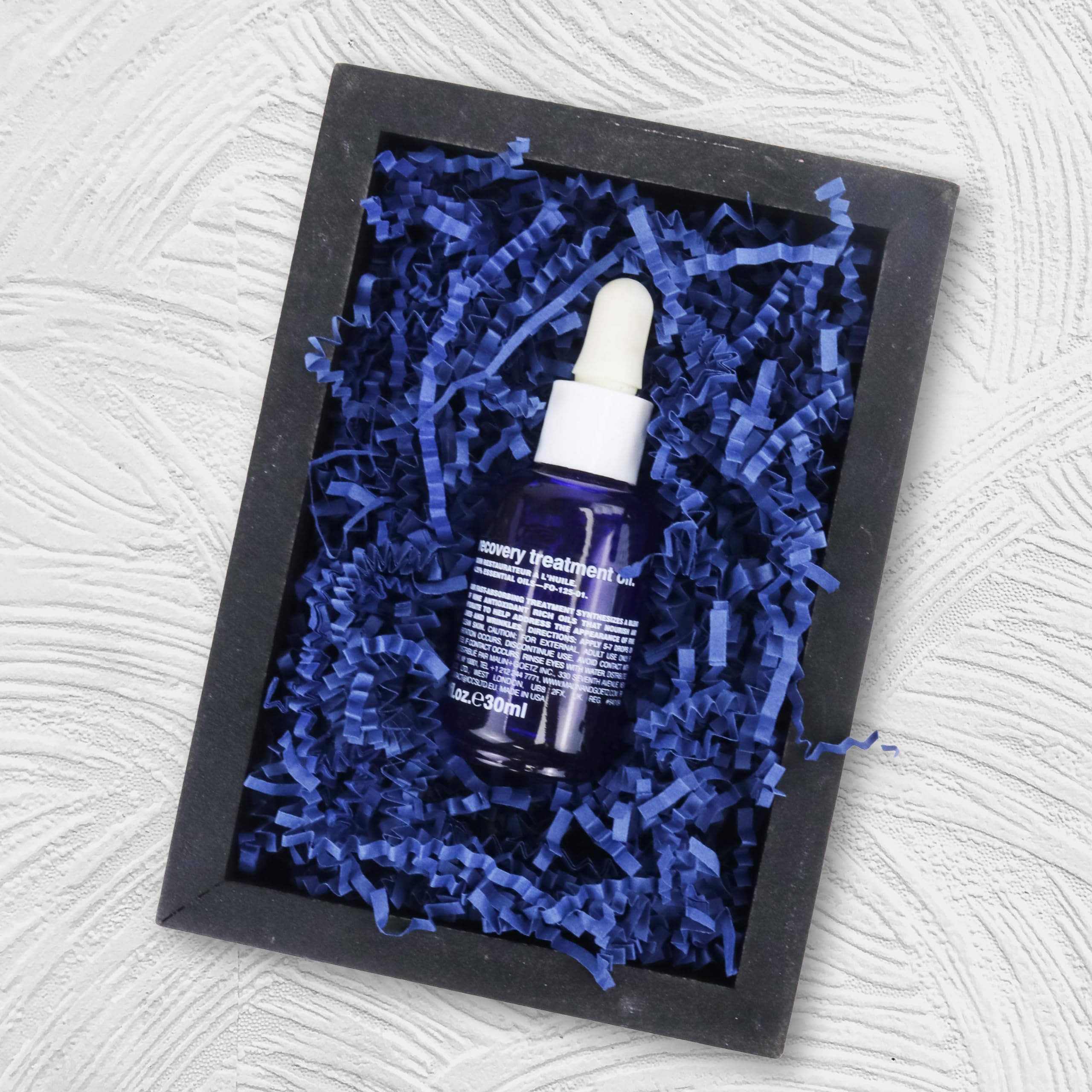 MagicWater comparación de tamaño con manos para valorar cantidad en paquete