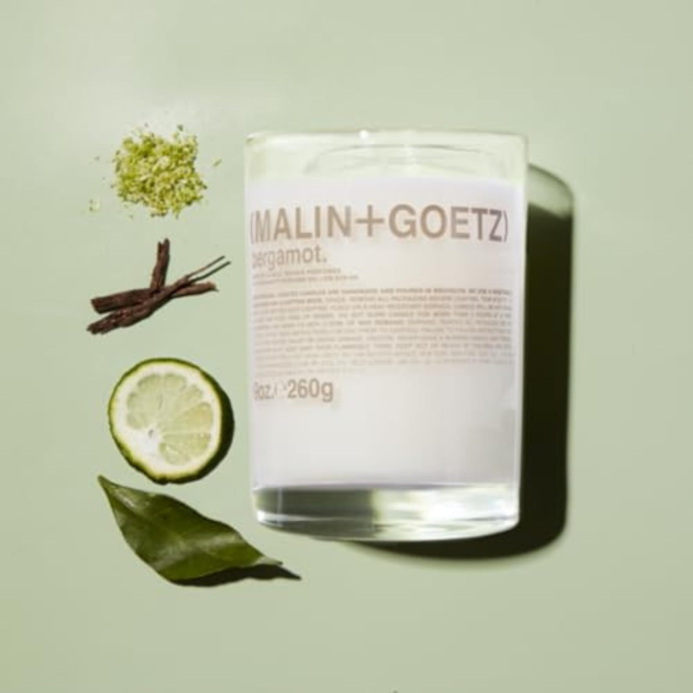 MALIN+GOETZ vela bergamot detalle de la etiqueta, información clara y elegante