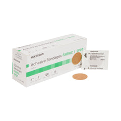 McKesson paquete frontal mostrando 100 curitas, ideal para reabastecer botiquines
