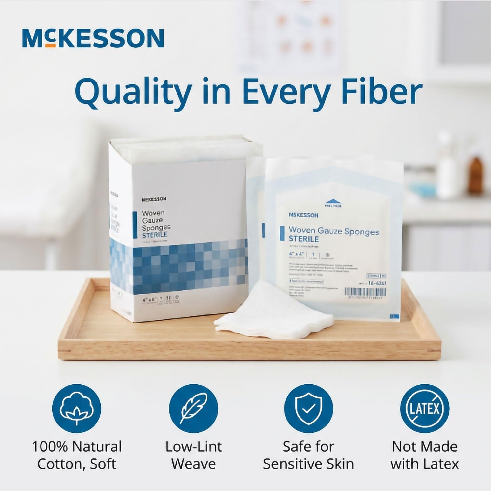 McKesson gasa junto a regla para comparar dimensiones 4x4 pulgadas