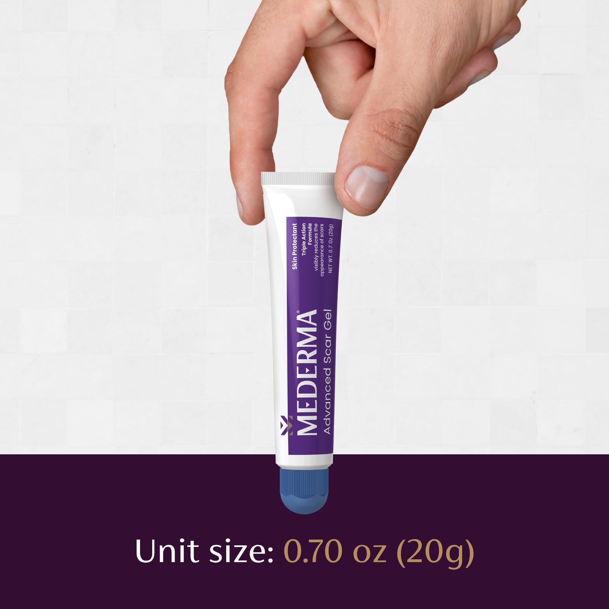 Mederma textura del gel sobre la piel con absorción rápida y no pegajosa