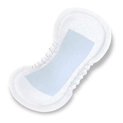 Medline ContourPlus colocado en ropa interior demostrando ajuste discreto y seguridad