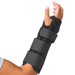 Medline empaque frontal mostrando férula media 10" para brazo derecho y beneficio de identificación rápida