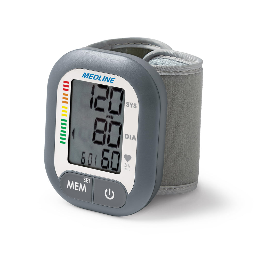 Medline monitor de muñeca frontal mostrando diseño portátil y fácil uso