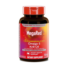 MegaRed cápsula en mano para comparar tamaño y comodidad