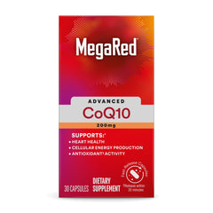 MegaRed mano sosteniendo cápsula antes de tomar para mostrar facilidad de uso