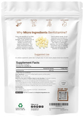 Micro Ingredients primer plano de cápsula blanda mostrando textura y tamaño