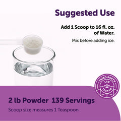 Micro Ingredients envase junto a una mano para comparar tamaño y número de porciones