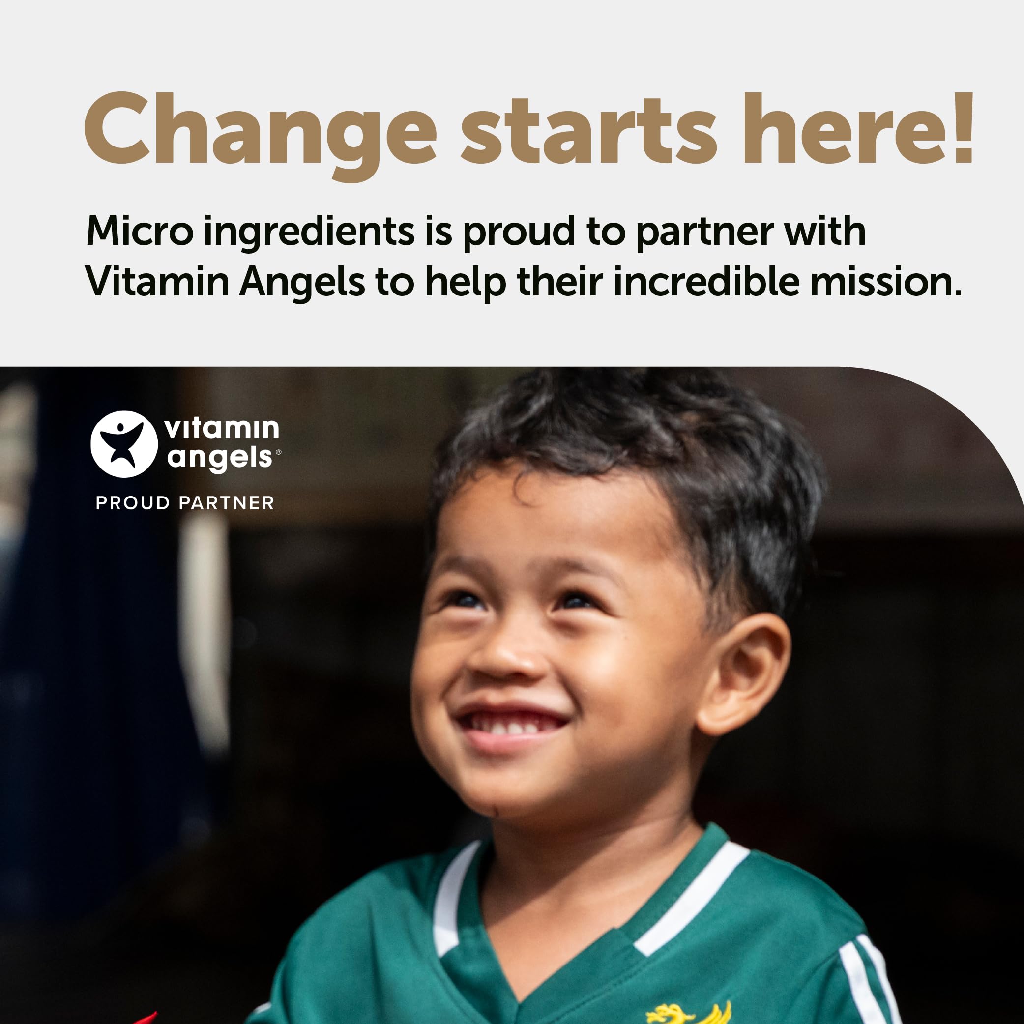 Micro Ingredients cápsulas junto a alimentos saludables ilustrando integración diaria sencilla