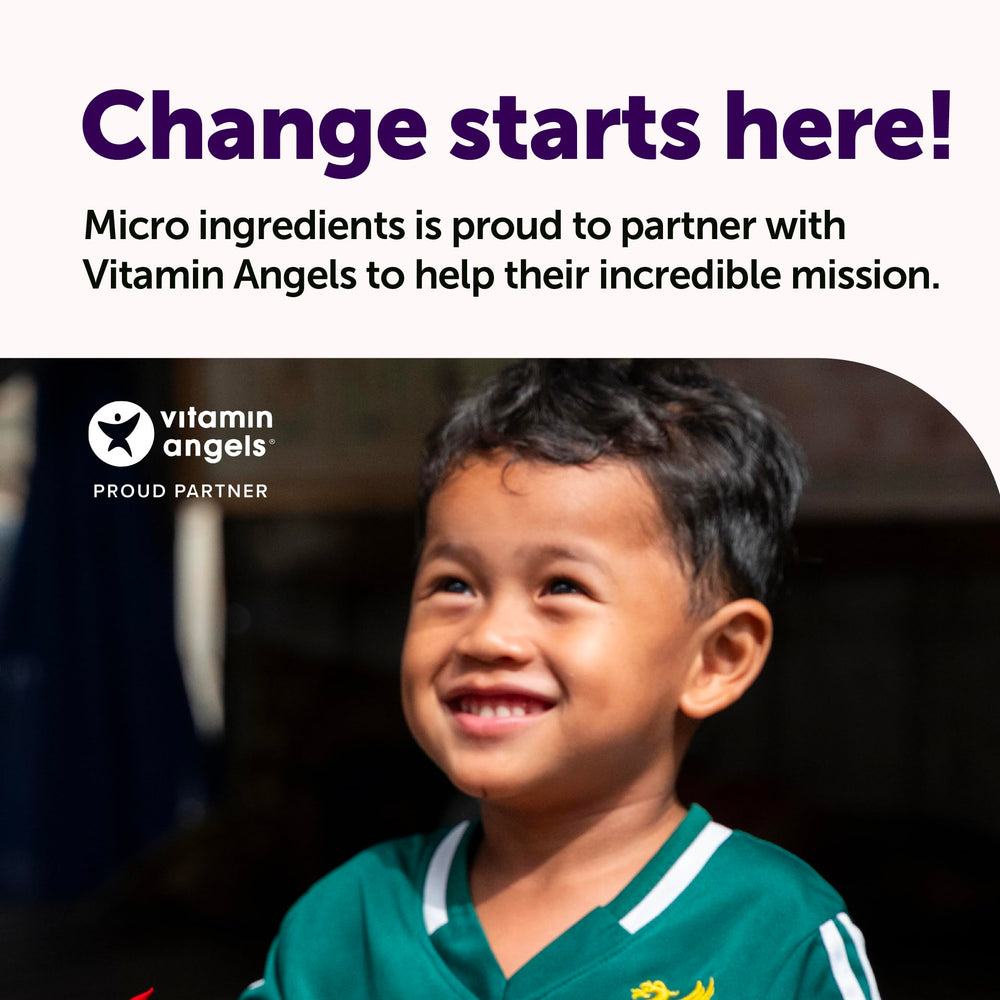 Micro Ingredients frasco en una mesa con alimentos, muestra integración en rutina diaria