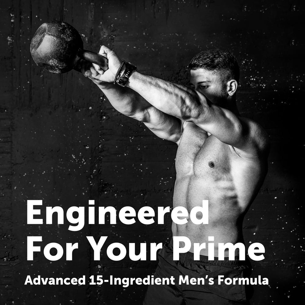 Micro Ingredients softgels en mano para comparar tamaño y dosificación