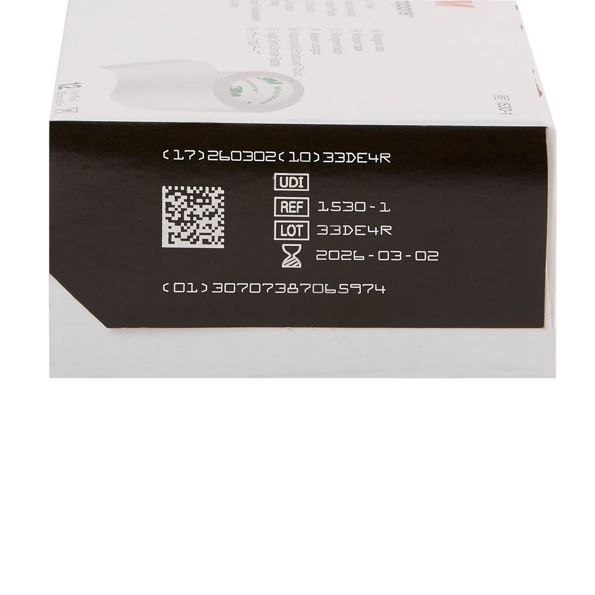 Micropore 3M en uso sujetando apósito, mantiene cobertura segura y confortable