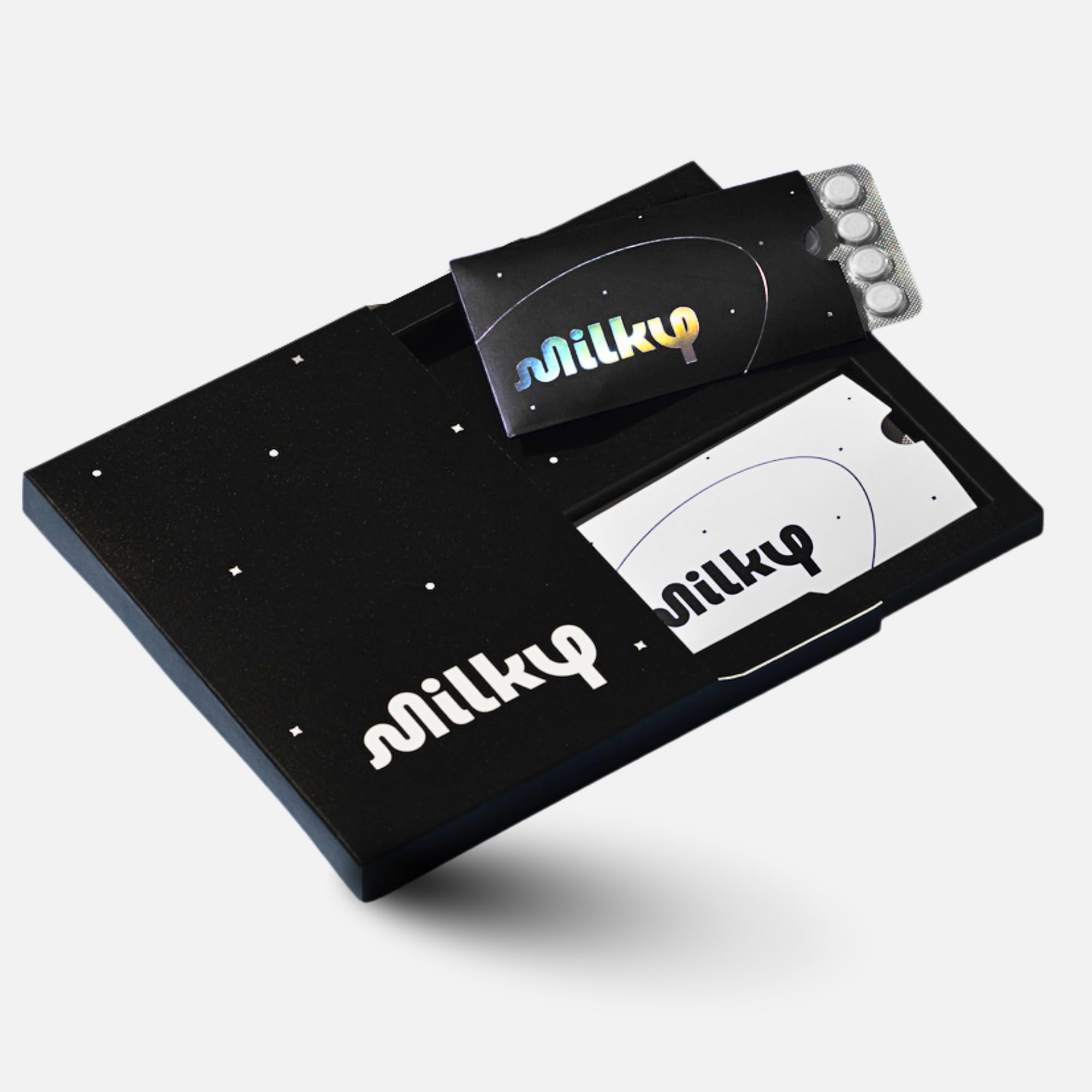 Milky envase frontal cosmic black muestra diseño y portabilidad