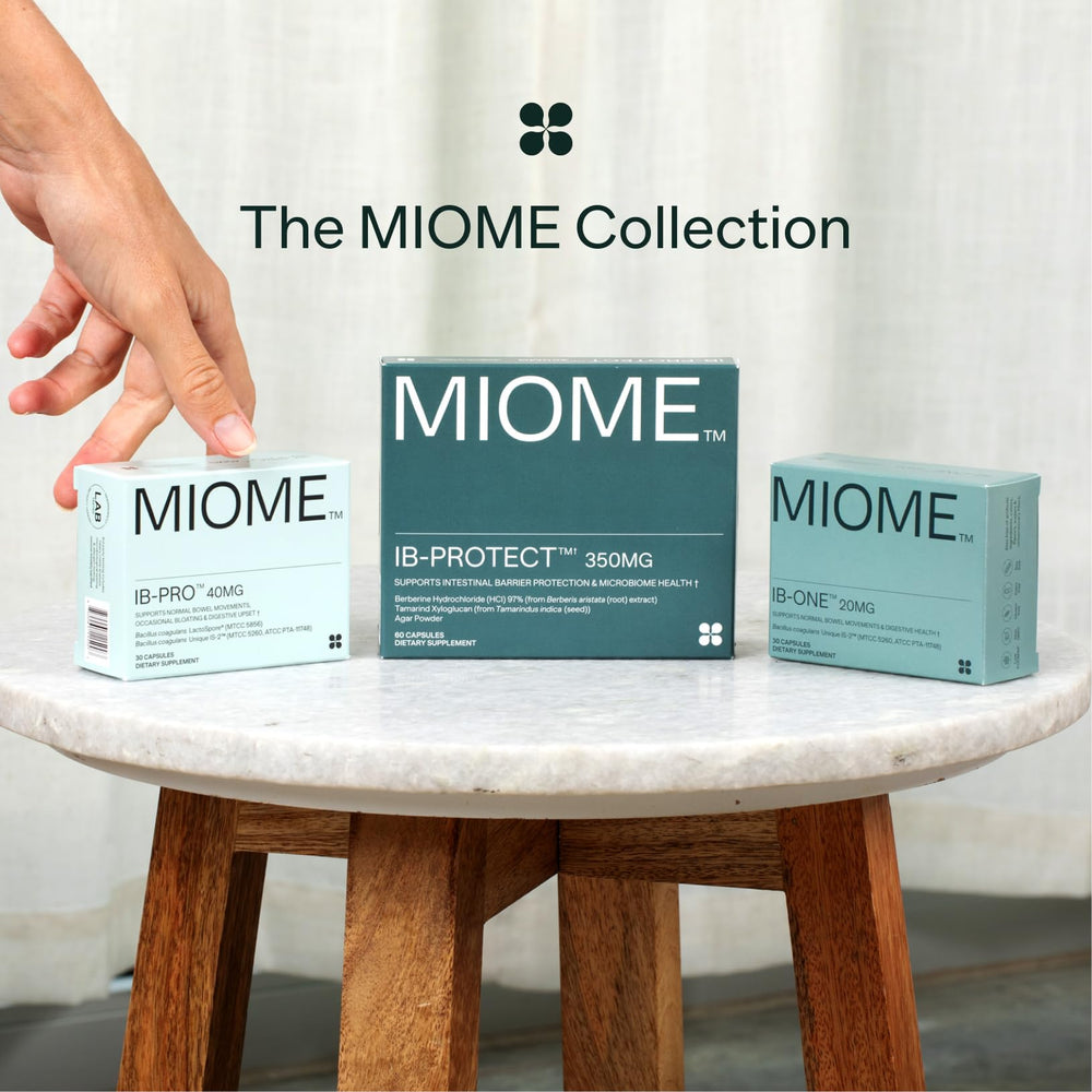 MIOME producto en entorno de baño moderno para rutina personal diaria