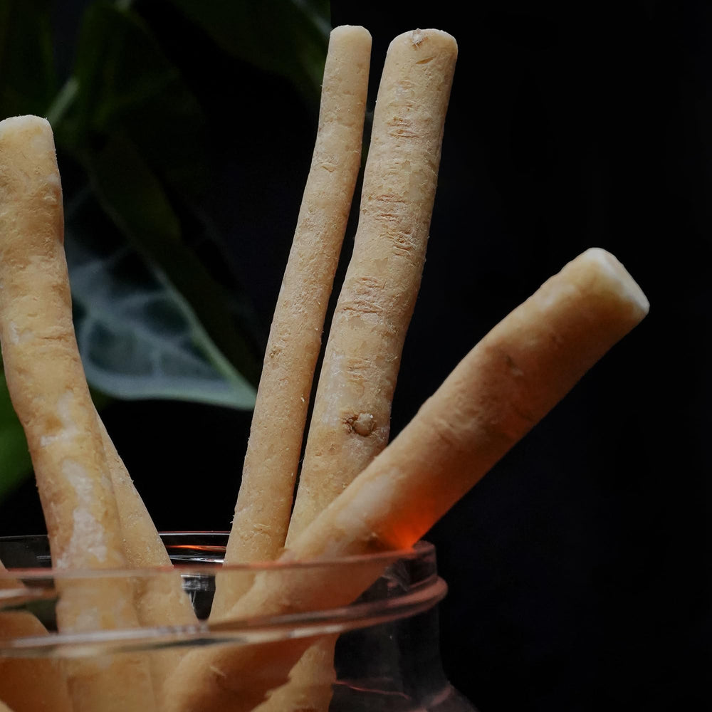 MISWAK detalle de corteza pelada listo para formar fibras