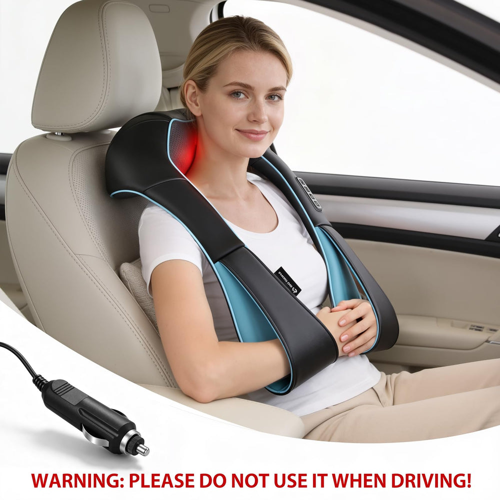 Mo Cuishle conectado en coche usando cargador para masaje en viaje