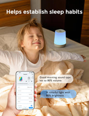 Momcozy en habitación creando ambiente relajante para dormir