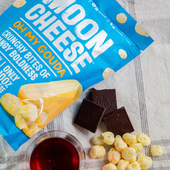 Moon Cheese como topping en ensalada, añade crujiente y sabor