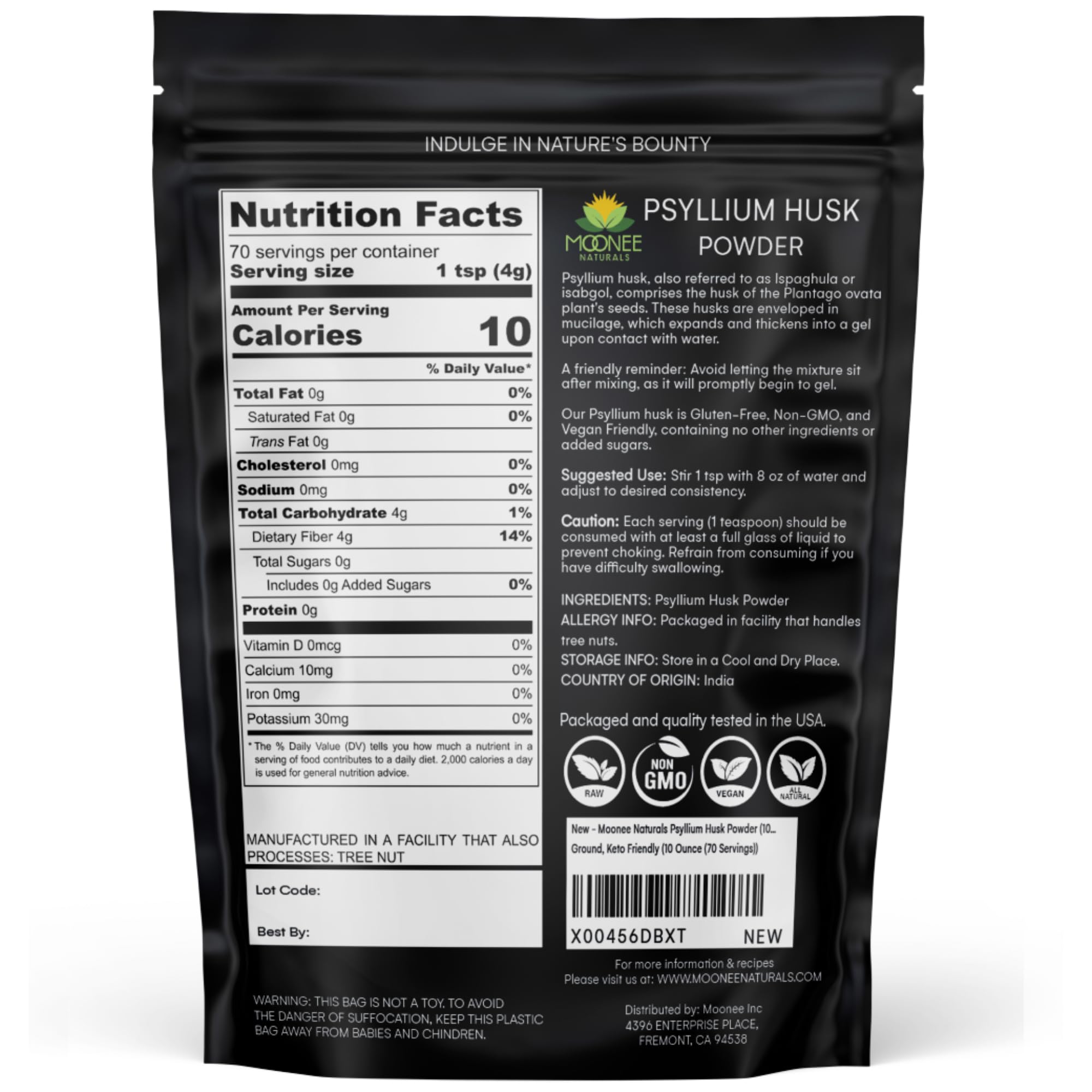 Moonee Naturals en cocina con ingredientes, imagen de uso cotidiano saludable